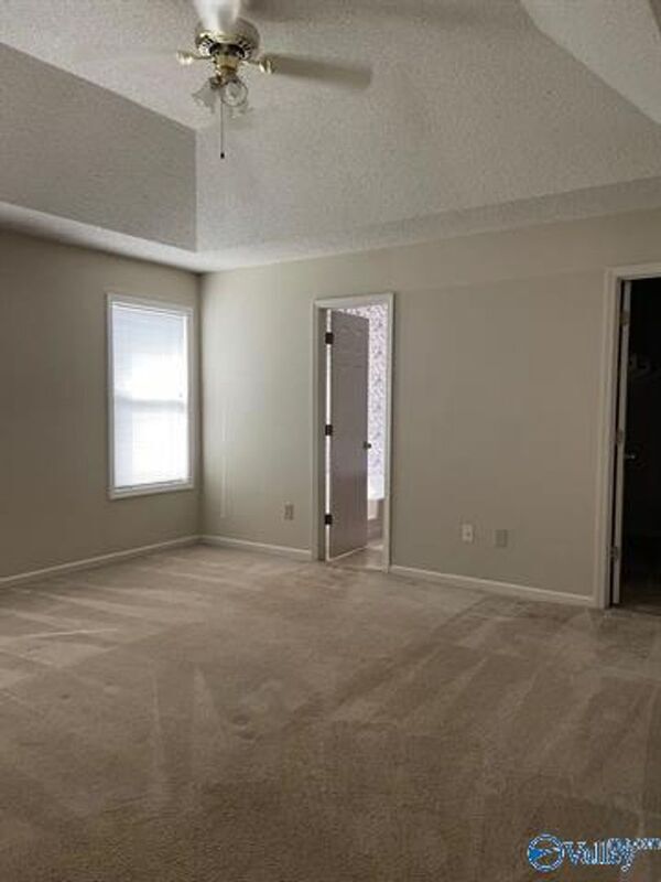 Building Photo - 118 Todd Dr