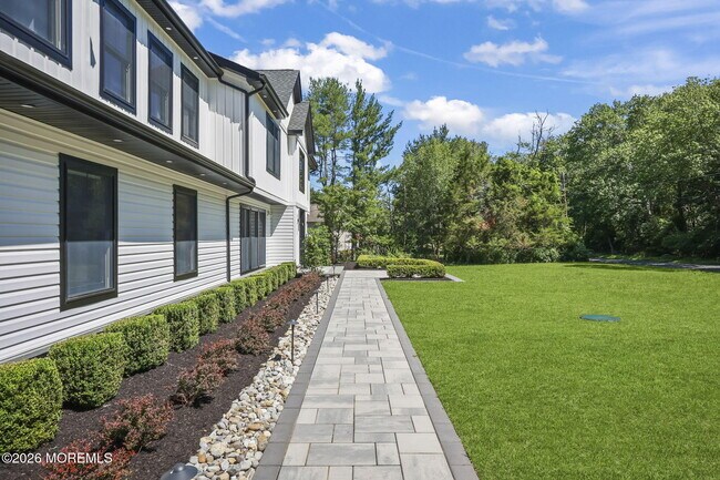 Building Photo - 100 Hominy Hill Rd