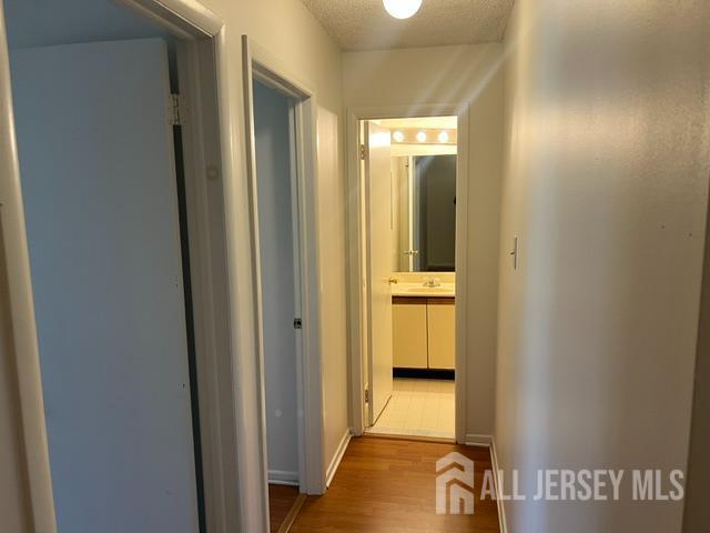 Building Photo - 304 Hampshire Dr