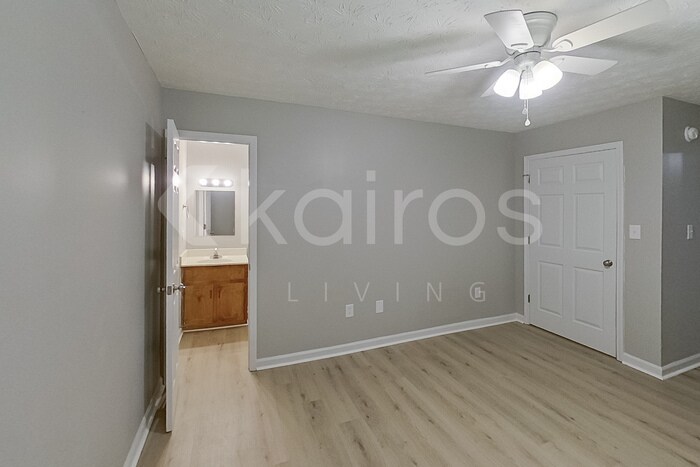 Building Photo - 341 Canada Ct