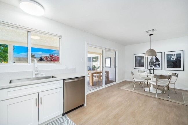 Building Photo - 53680 Avenida Montezuma
