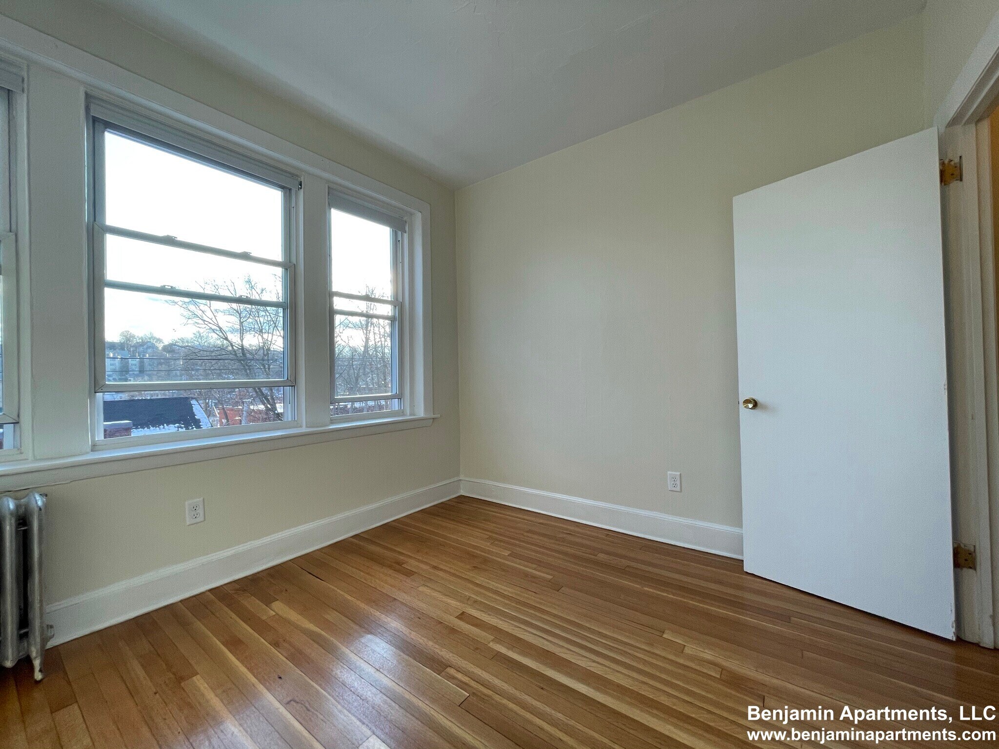 Building Photo - 33 Lancaster Terrace