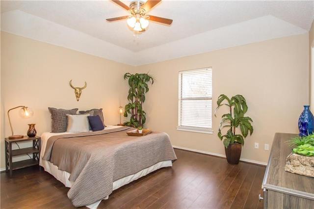 Building Photo - 2405 Cranberry Ln