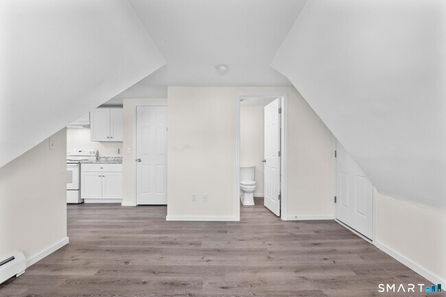 Building Photo - 83 Prospect St