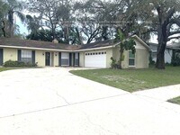 Building Photo - 5208 Cumberland Dr