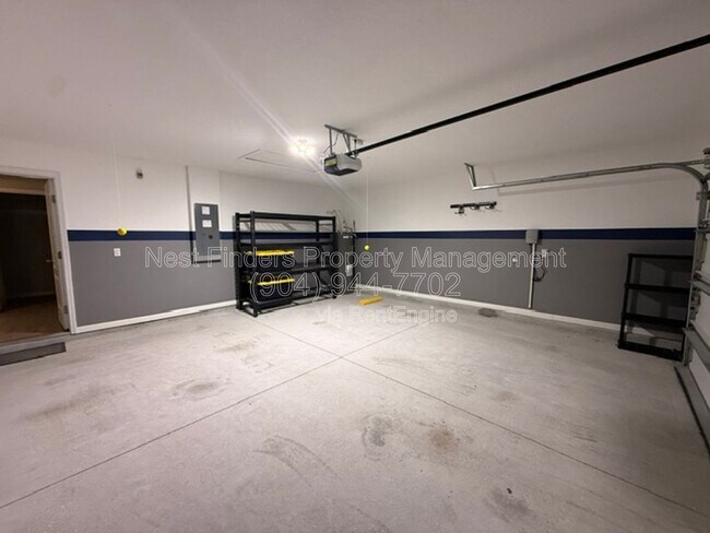 Building Photo - 3130 Little Kern Ln