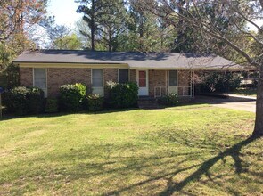 Building Photo - Fully Renovated 3BR/2BA Brick Ranch