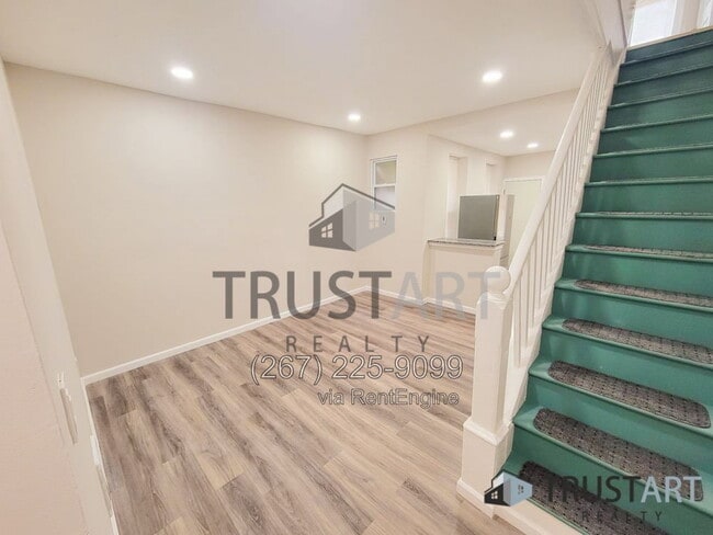 Building Photo - 2538 N Gratz St