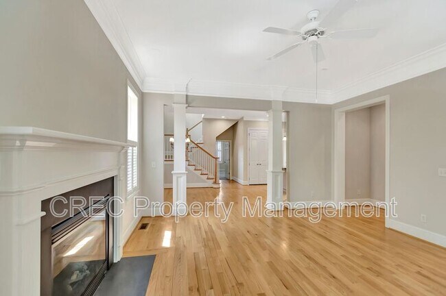 Building Photo - 1705 Doldridge St