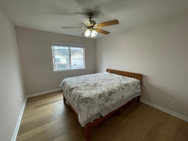 Building Photo - Cozy and Comfortable 3 Bedroom Home, Close...