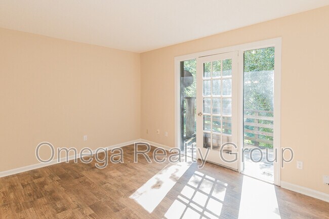 Building Photo - 3328 Warringwood Dr