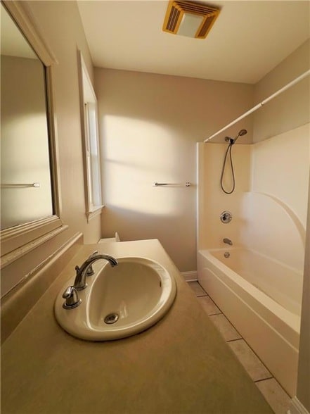 Building Photo - 5007 Towering Oaks Ave