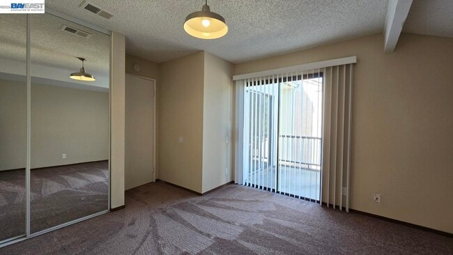 Building Photo - 39623 Embarcadero Terrace