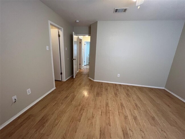 Building Photo - 112 Mason Reed Cove