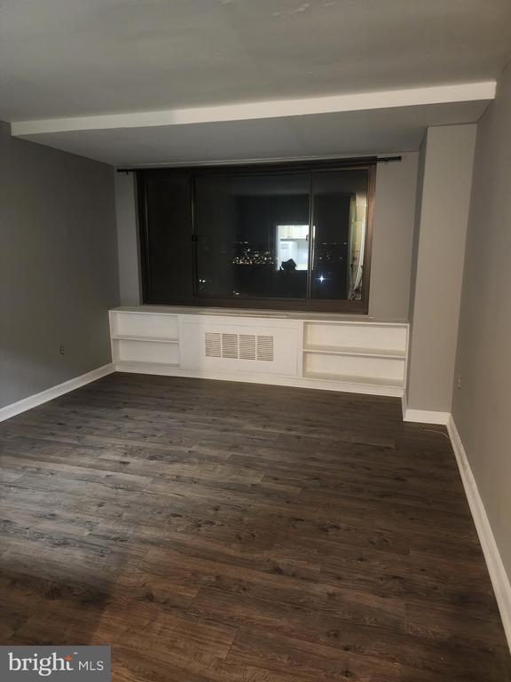 Building Photo - 1021 Arlington Blvd