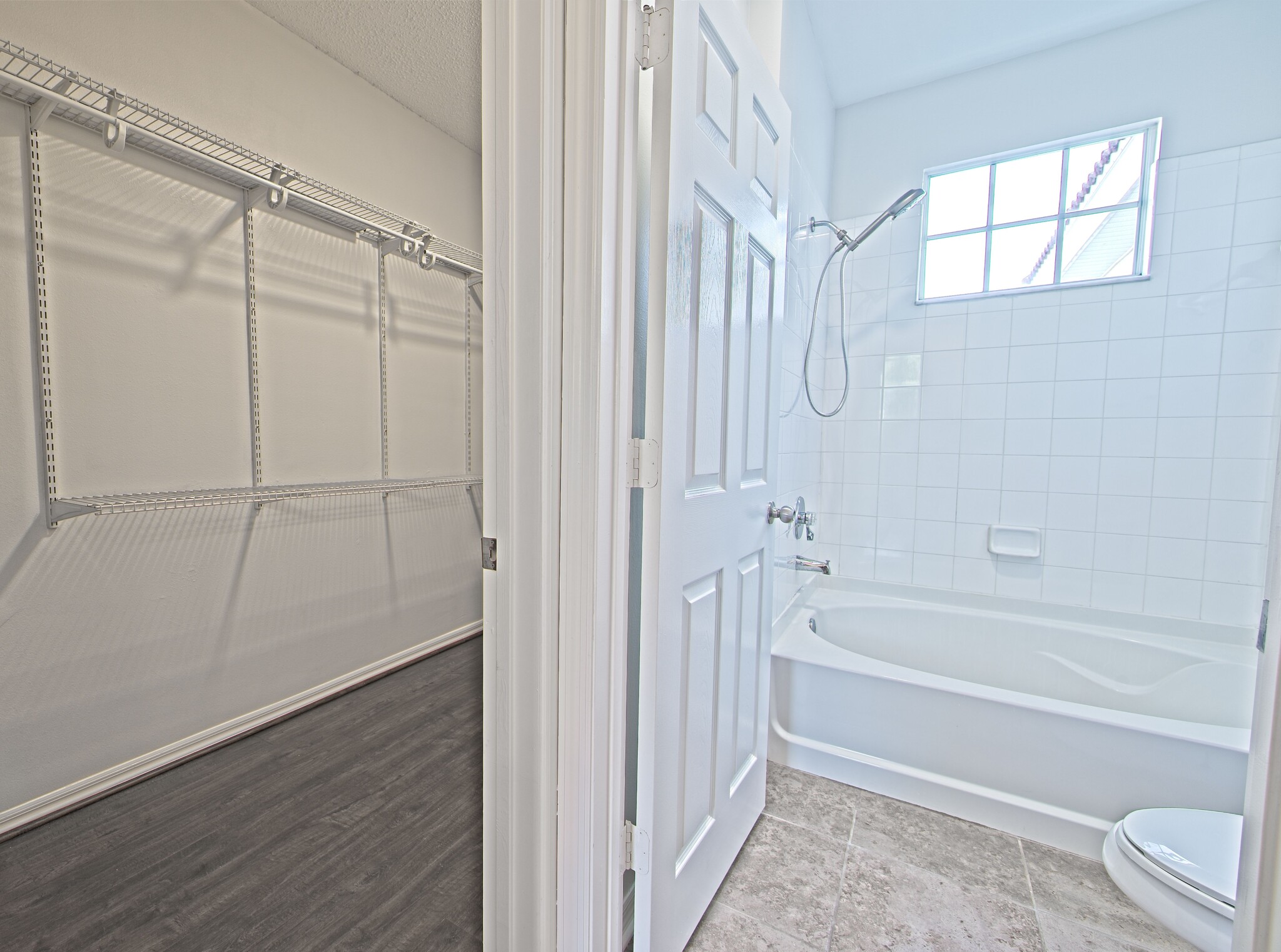 Master Closet - 5701 Bentgrass Dr