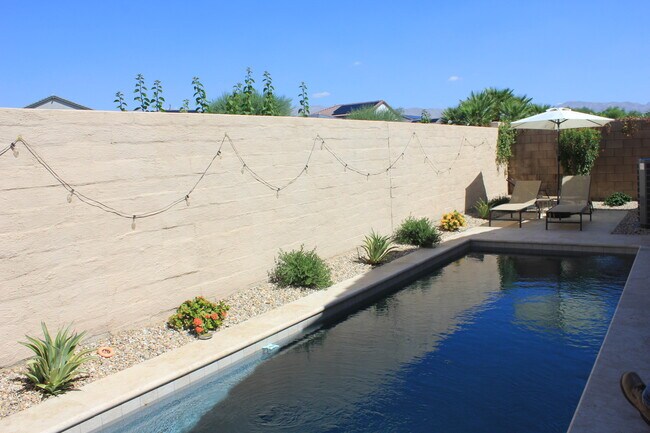 Primary Photo - 84136 Olona Ct