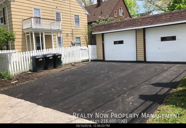 Building Photo - 18220 Winslow Rd