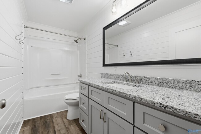 Building Photo - 1409 Blevins Gap Rd SE