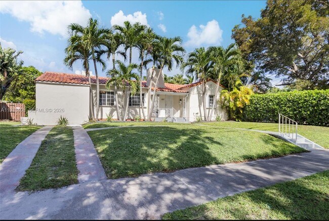 Building Photo - 437 NE 107th St