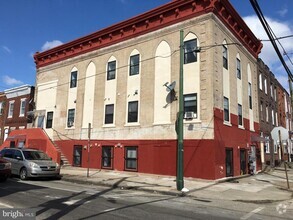 Building Photo - 1638 S 6th St