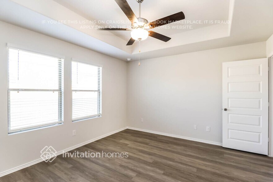 Building Photo - 10923 Heliosphere Wy