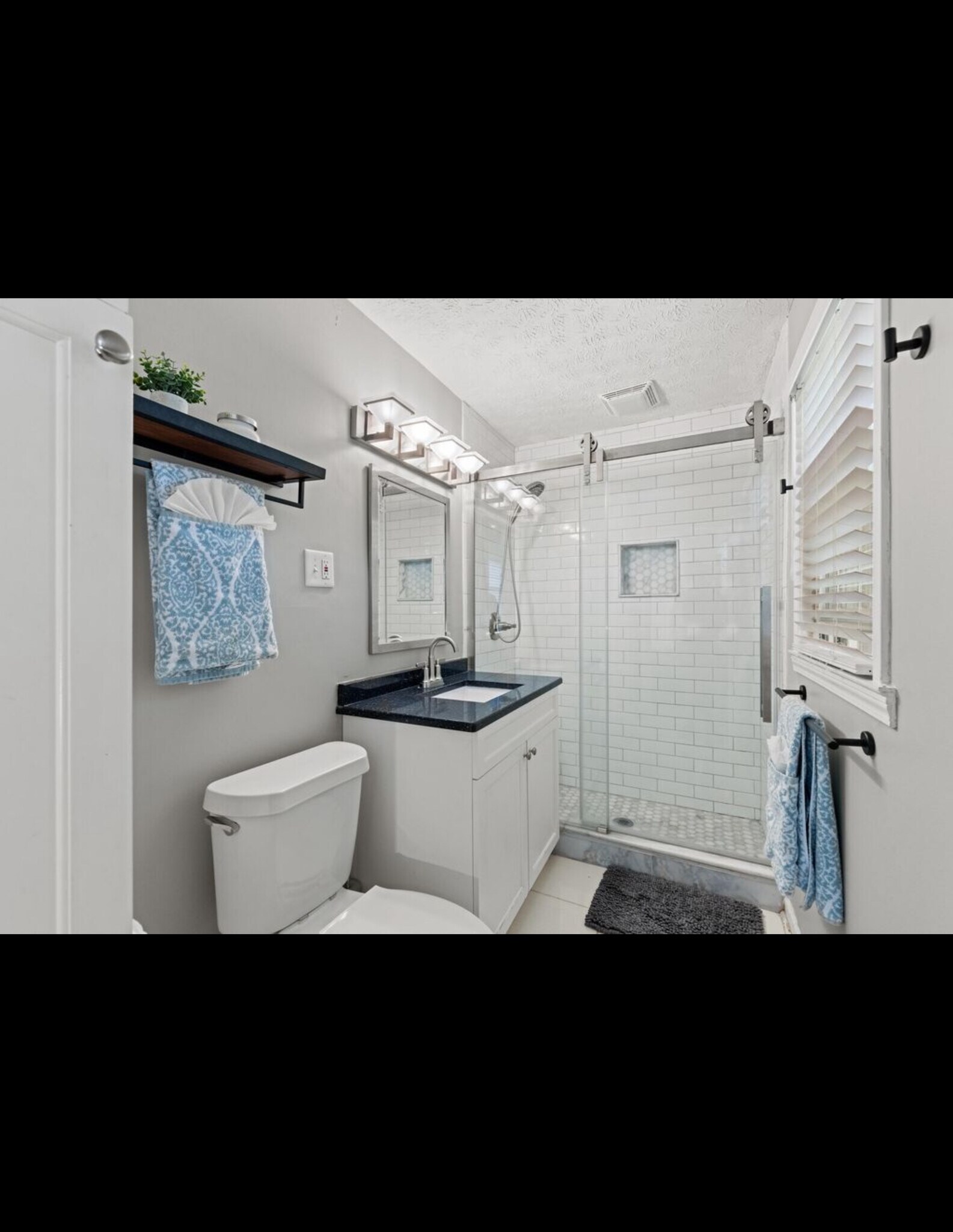 Building Photo - 3483 Greentree Rd