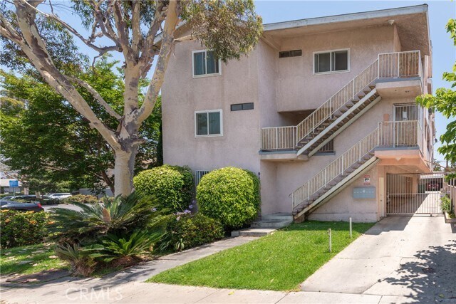 Primary Photo - 912 S Ash Ave