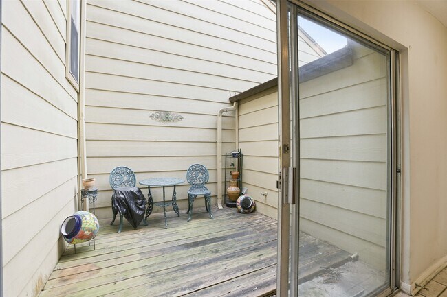 Building Photo - 14117 Briarsage Ct