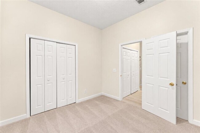 Building Photo - 3451 Leisure Ln
