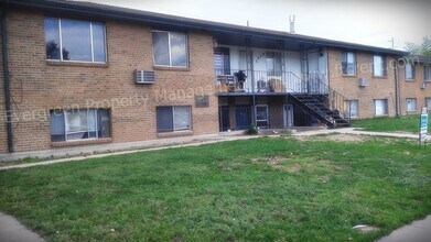 Building Photo - 2939 Glendale Dr