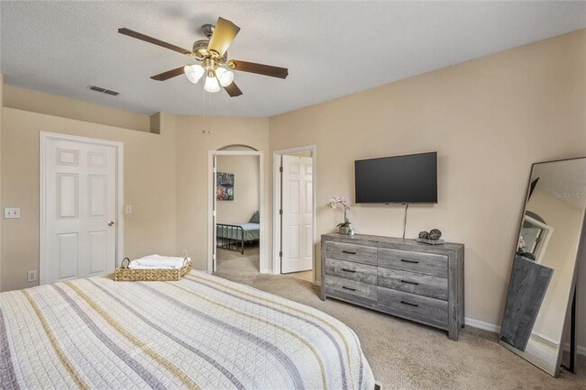 Building Photo - 422 Graystone Blvd