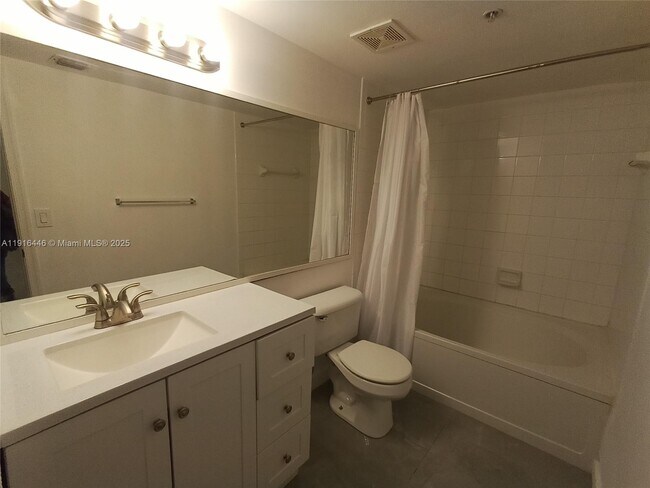 Building Photo - 777 SW 111th Way