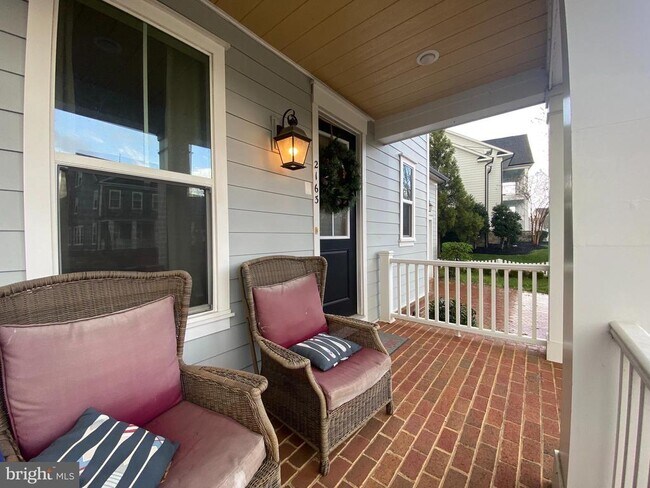 Building Photo - 2163 Potomac River Blvd