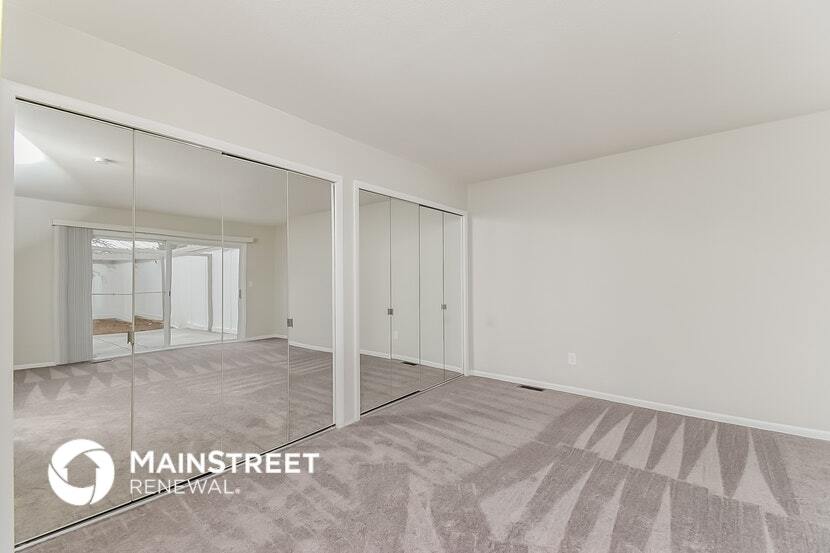 Building Photo - 846 San Bruno Pl