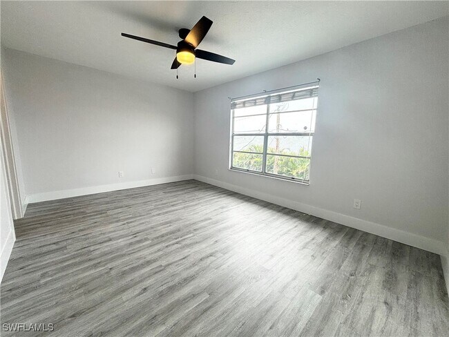 Building Photo - 4520 SW 8th Pl