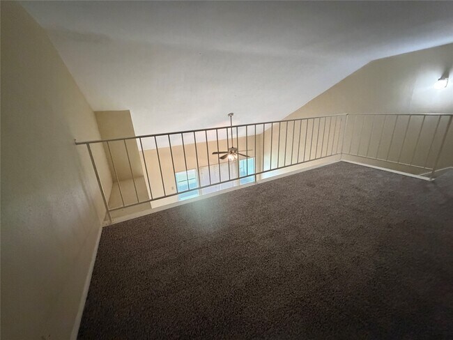Building Photo - 14777 Wunderlich Dr