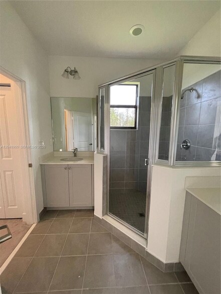 Building Photo - 5496 Agostino Way