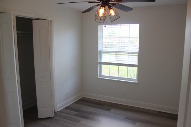 Building Photo - 1809 Georgia Ct
