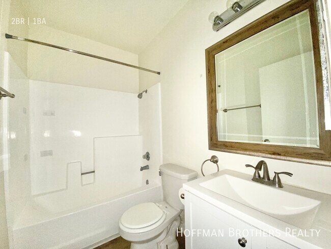 Building Photo - 227 Normandie Ave