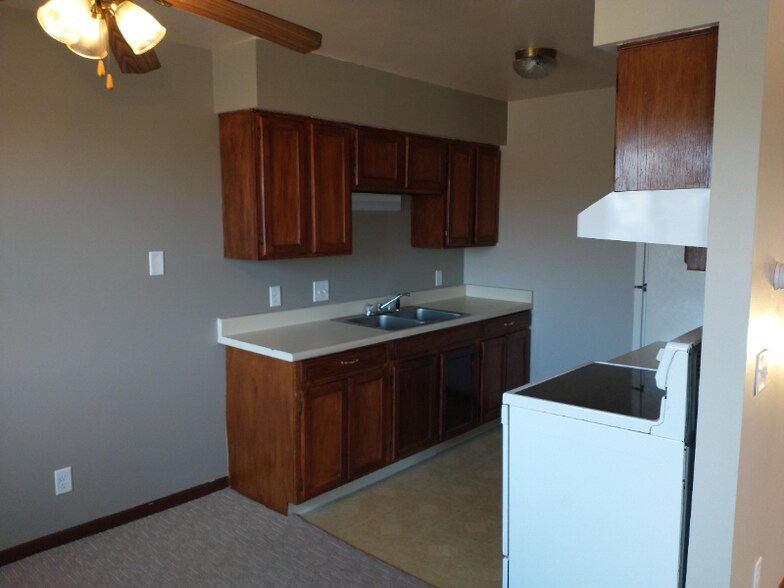 Building Photo - 362 Hope Ave