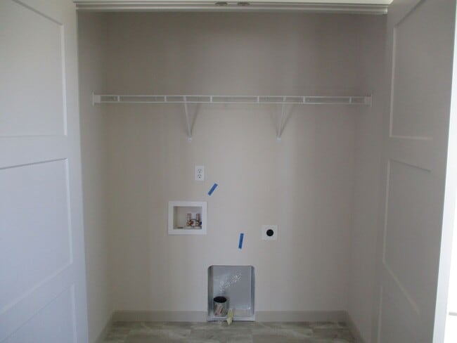 Building Photo - 1155 Smt Vis Dr