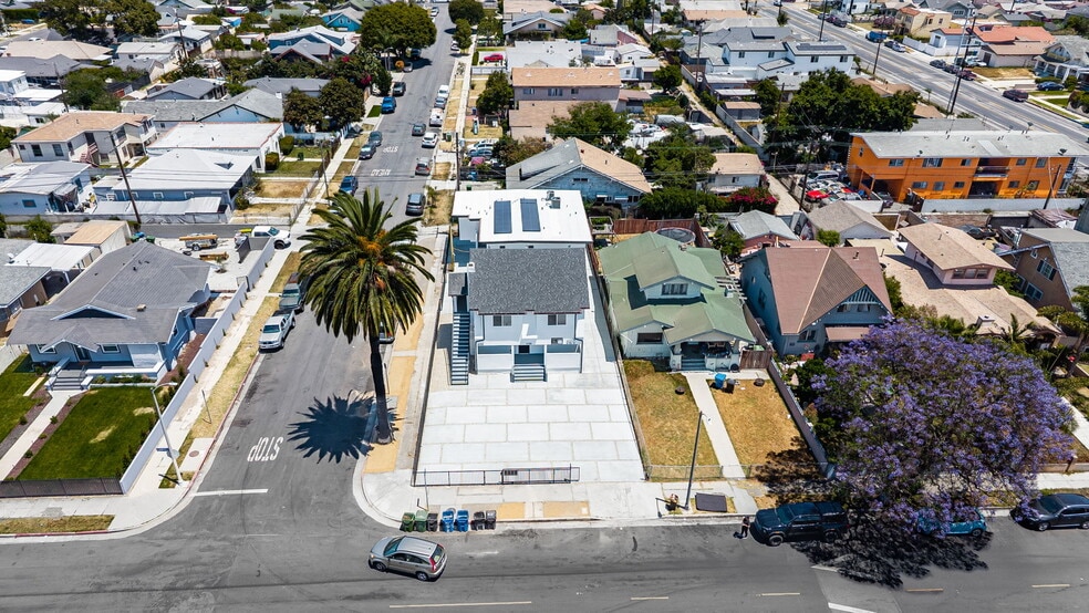Building Photo - 4700 S Gramercy Pl