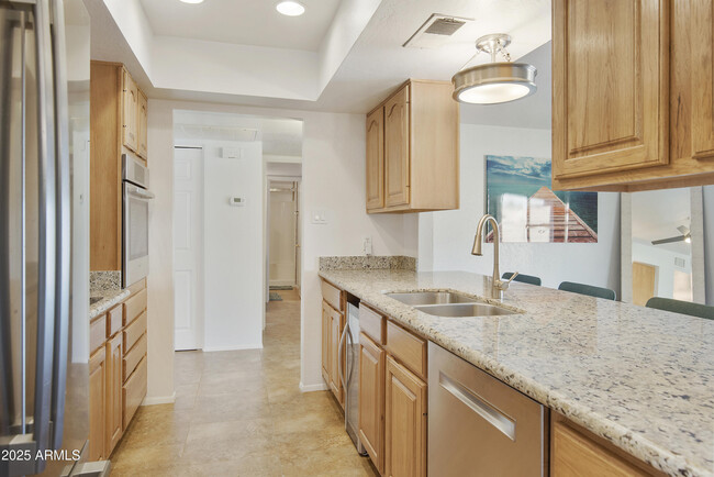 Building Photo - 15218 N 37th Ave
