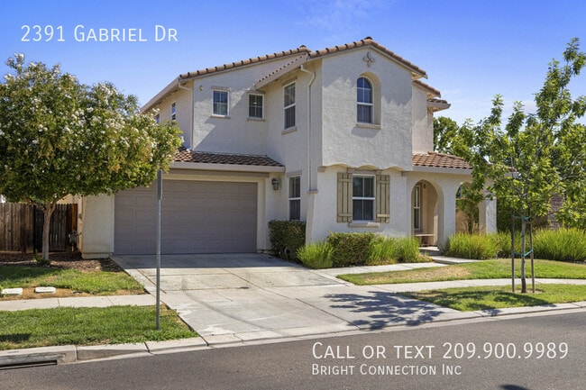 Building Photo - 2391 Gabriel Dr