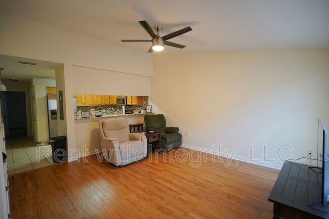 Building Photo - 4434 Gearhart Rd