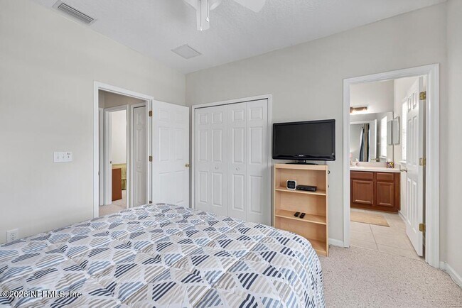 Building Photo - 7157 Deerfoot Cir