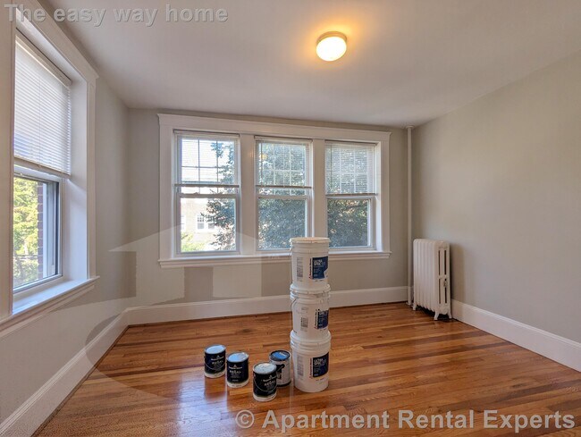 Building Photo - 156-158 Summer St Unit #309