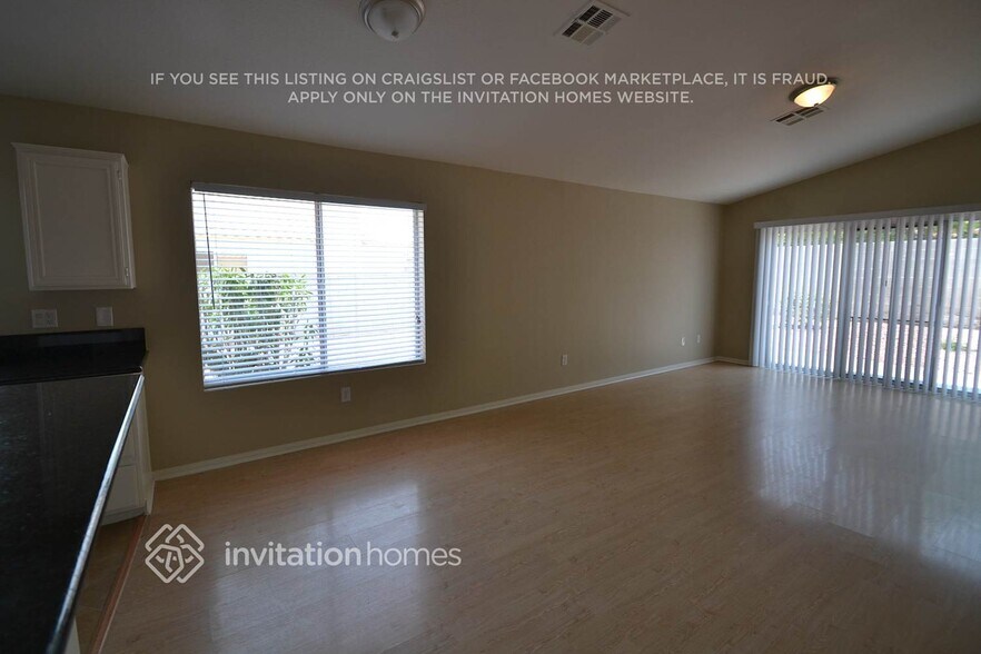 Building Photo - 1718 Watercreek Dr