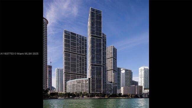 Building Photo - 475 Brickell Ave